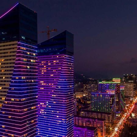 Orbi City Apartments On The Beach Батуми Екстериор снимка