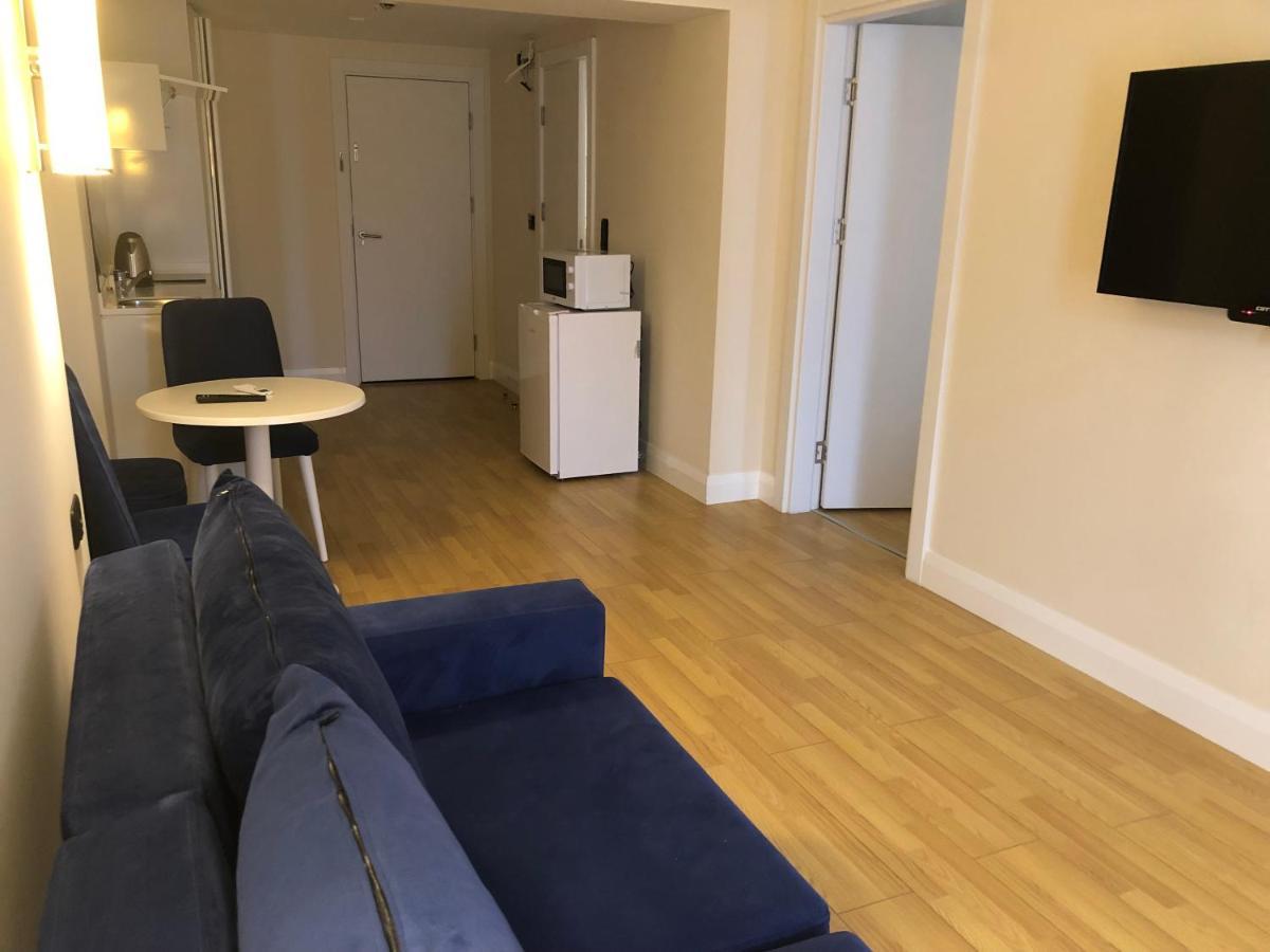 Orbi City Apartments On The Beach Батуми Екстериор снимка