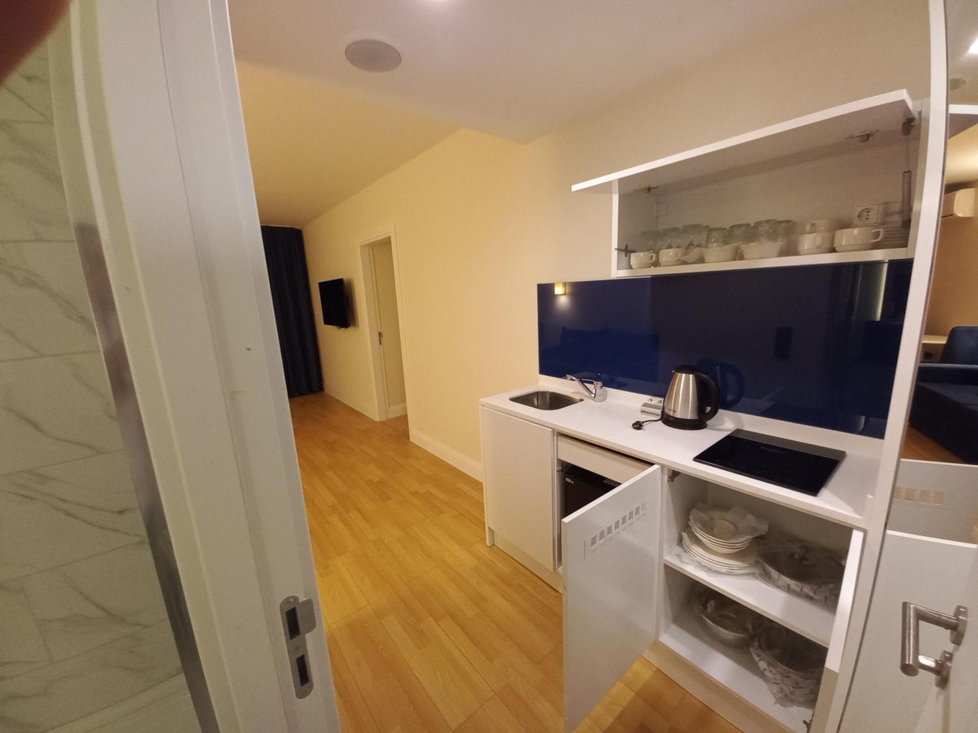 Orbi City Apartments On The Beach Батуми Екстериор снимка